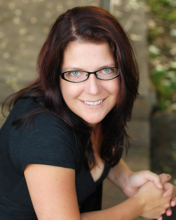 Amanda Turner smiling glasses profile picture